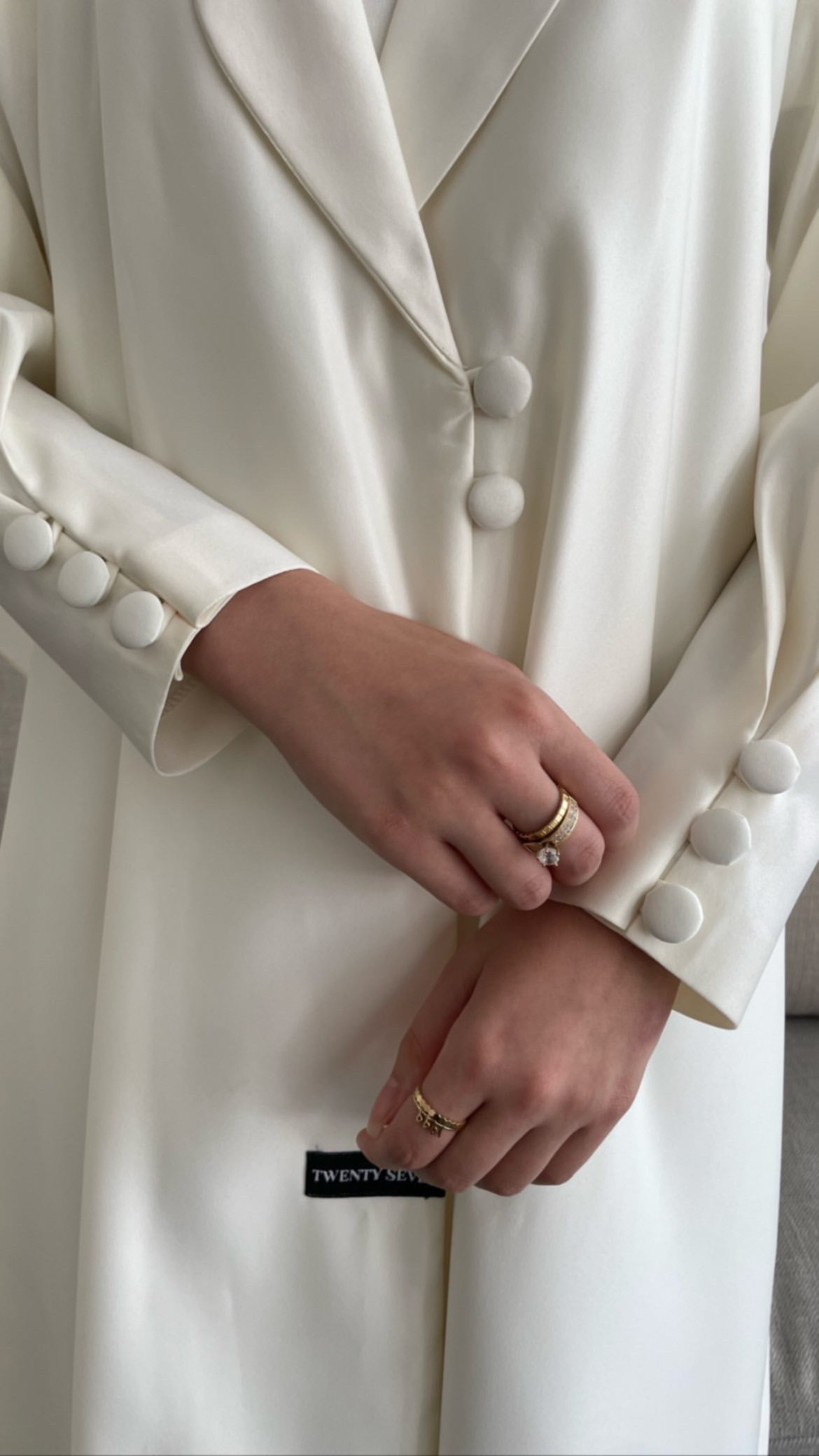 Button Abaya - RTW
