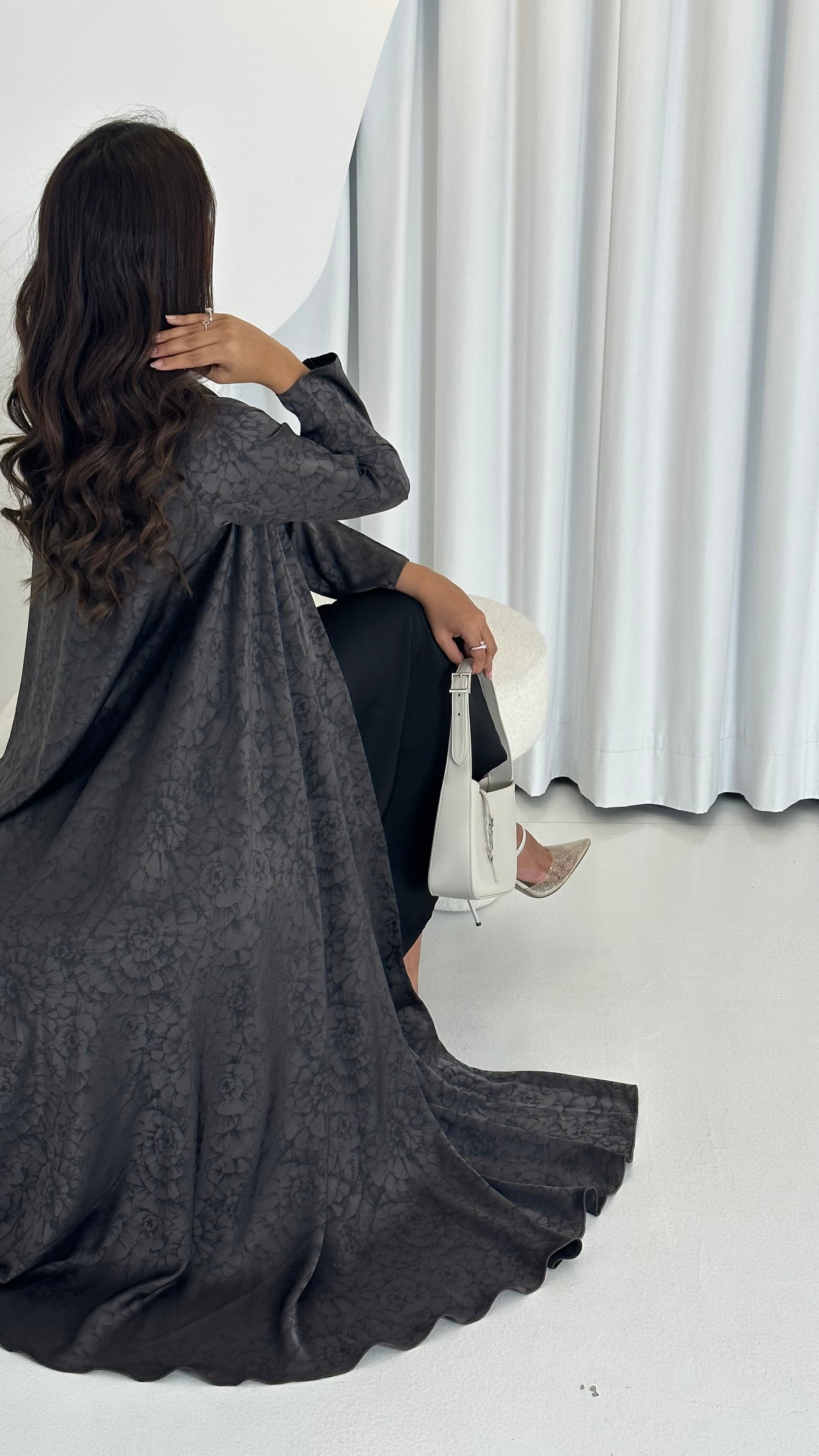 Flowy Abaya